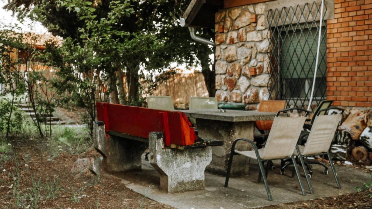 Lodging Vidmar سرمسكي كارلوفيتش المظهر الخارجي الصورة