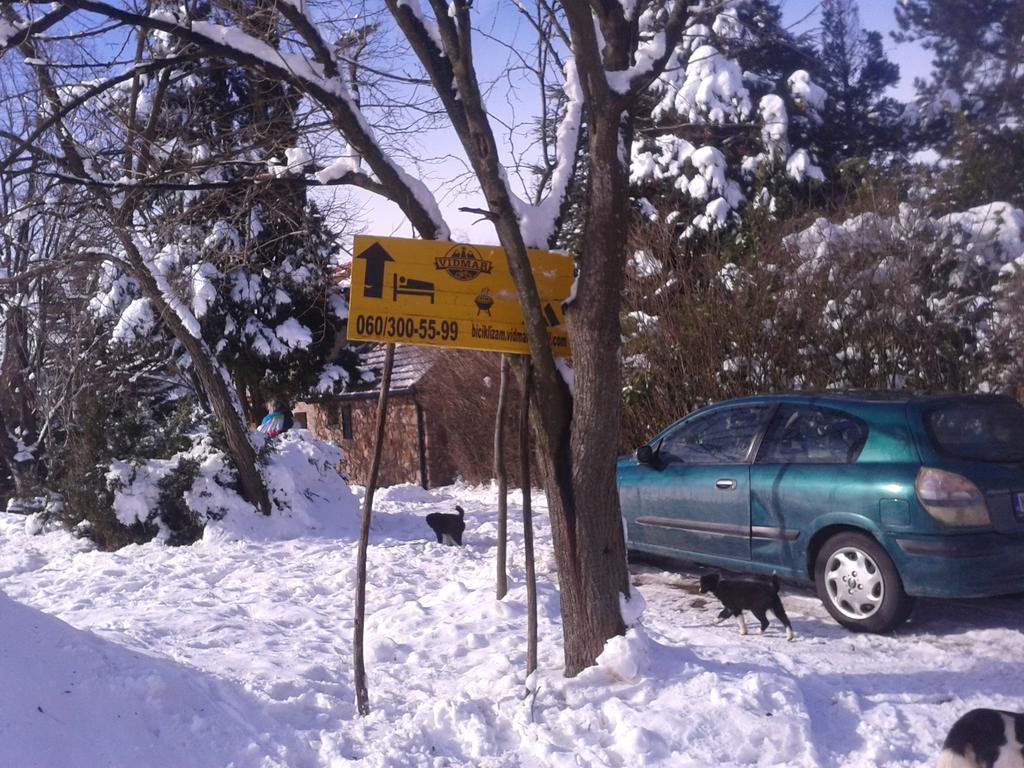 Lodging Vidmar سرمسكي كارلوفيتش الغرفة الصورة
